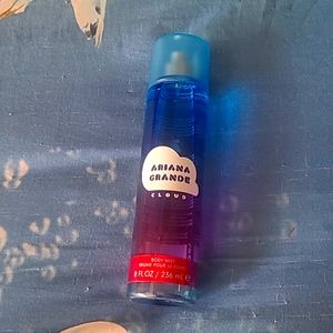 Ariana Grande Cloud body mist